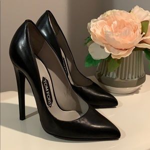 Tom ford heels sz 36 black leather